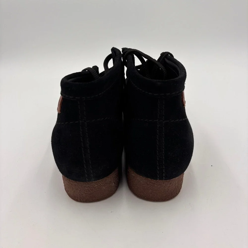 Clarks Shacre Boot Mens 11.5 Black EUC Suede Moccasin Chukka Wallabee Style